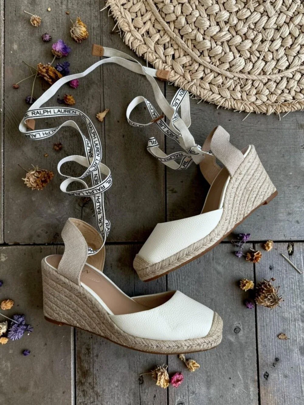LAUREN RALPH LAUREN Ivory Leather Laceup Espadrilles Wedges Size 7.5 NEW NWOB - Picture 1 of 8